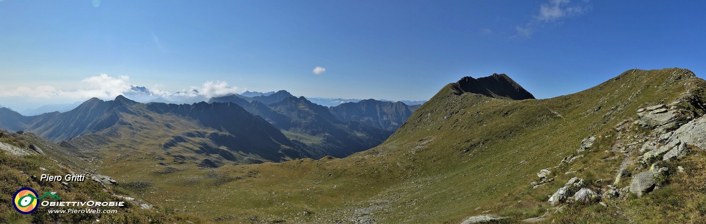 87 Lunga discesa dalla Cima (2348 m) al Passo di Lemma (2137 m) .jpg